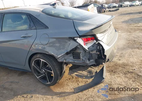 2022 Hyundai Elantra N Line z USA, uszkodzony, nr VIN KMHLR4AF4NU341734